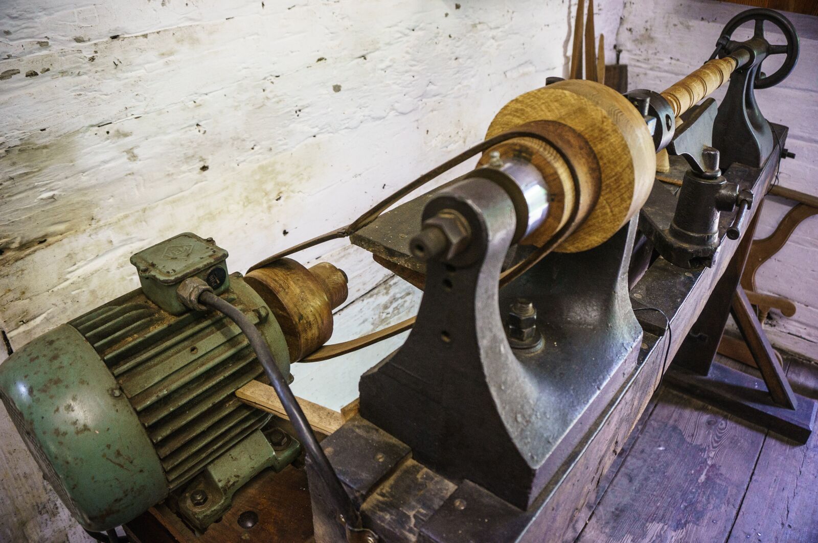 Sony Alpha NEX-6 sample photo. Craft, overelaborate, woodworking photography