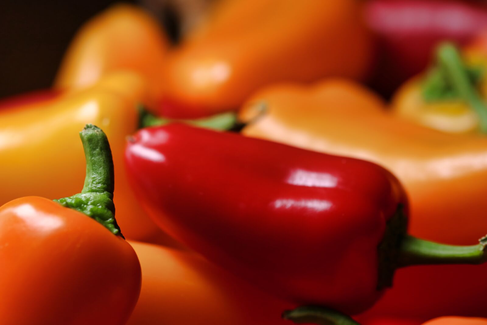 Canon EOS 750D (EOS Rebel T6i / EOS Kiss X8i) sample photo. Pepper, peppers, red pepper photography