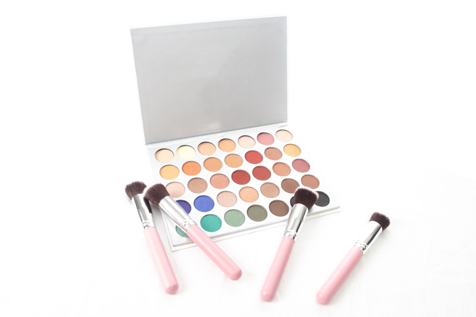 Nikon D5100 sample photo. Makeup, brushes, cosmetics photography
