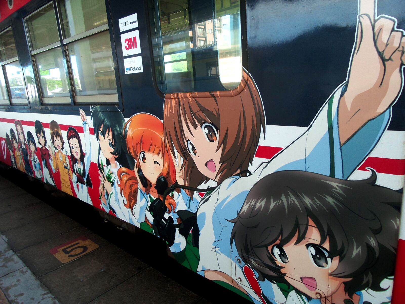 Samsung Galaxy S4 Zoom sample photo. Japan, tokyo, train photography