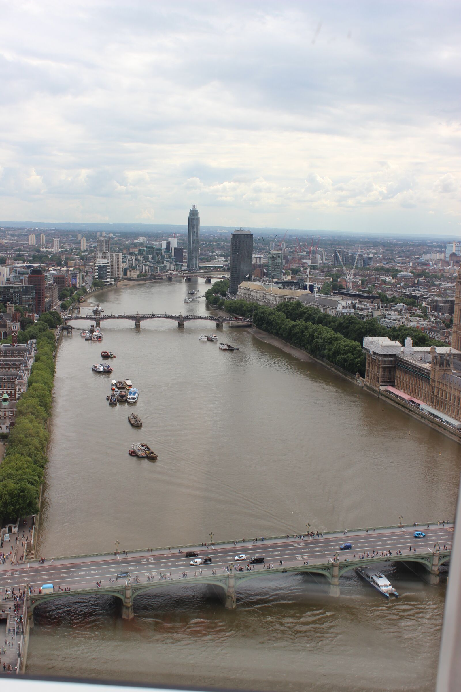 Canon EOS 600D (Rebel EOS T3i / EOS Kiss X5) sample photo. England, thames, london photography