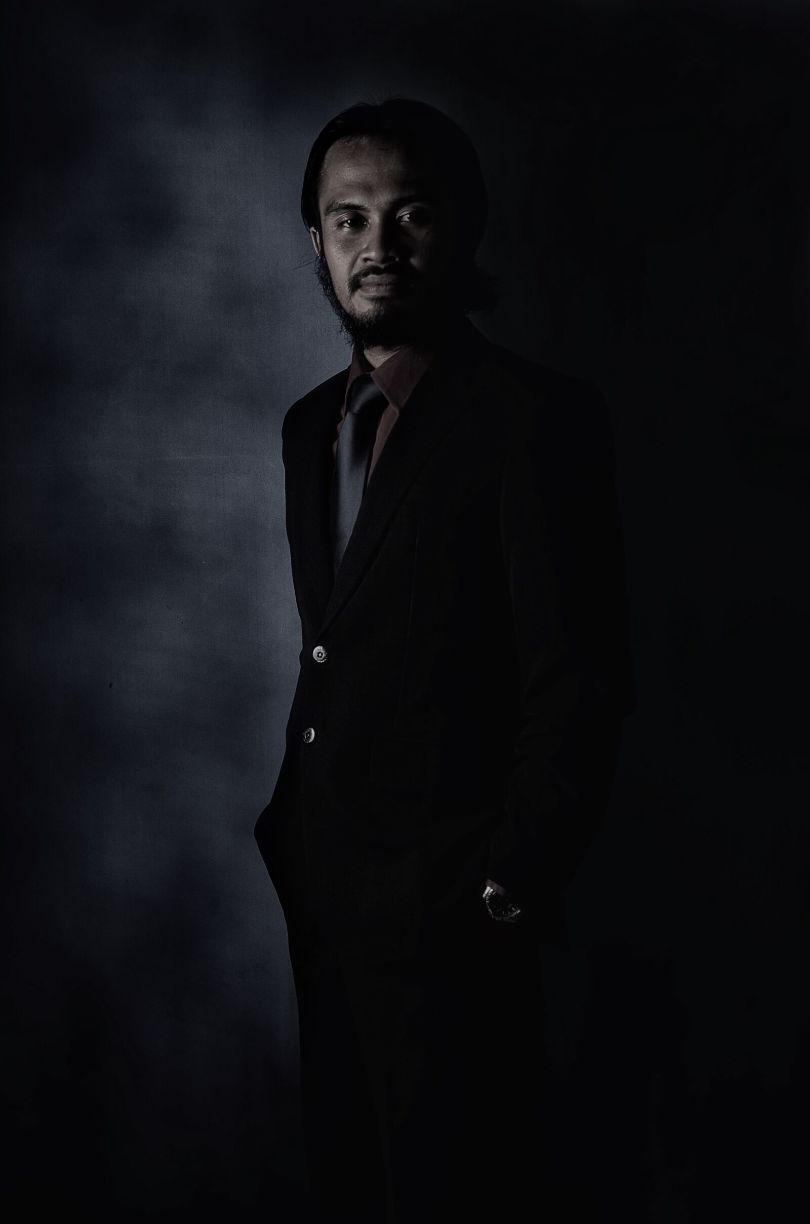 Nikon D7000 sample photo. Man, corresponding, black and photography