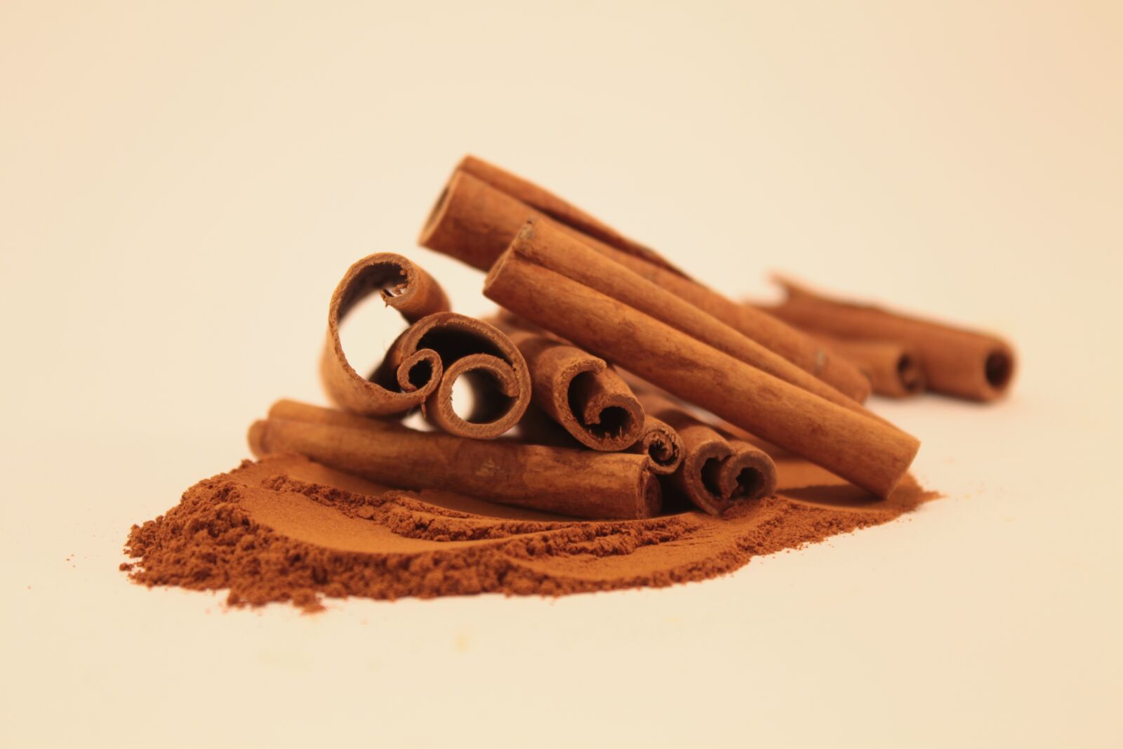 Canon EOS 1100D (EOS Rebel T3 / EOS Kiss X50) sample photo. Cinnamon, kitchen, grocery photography