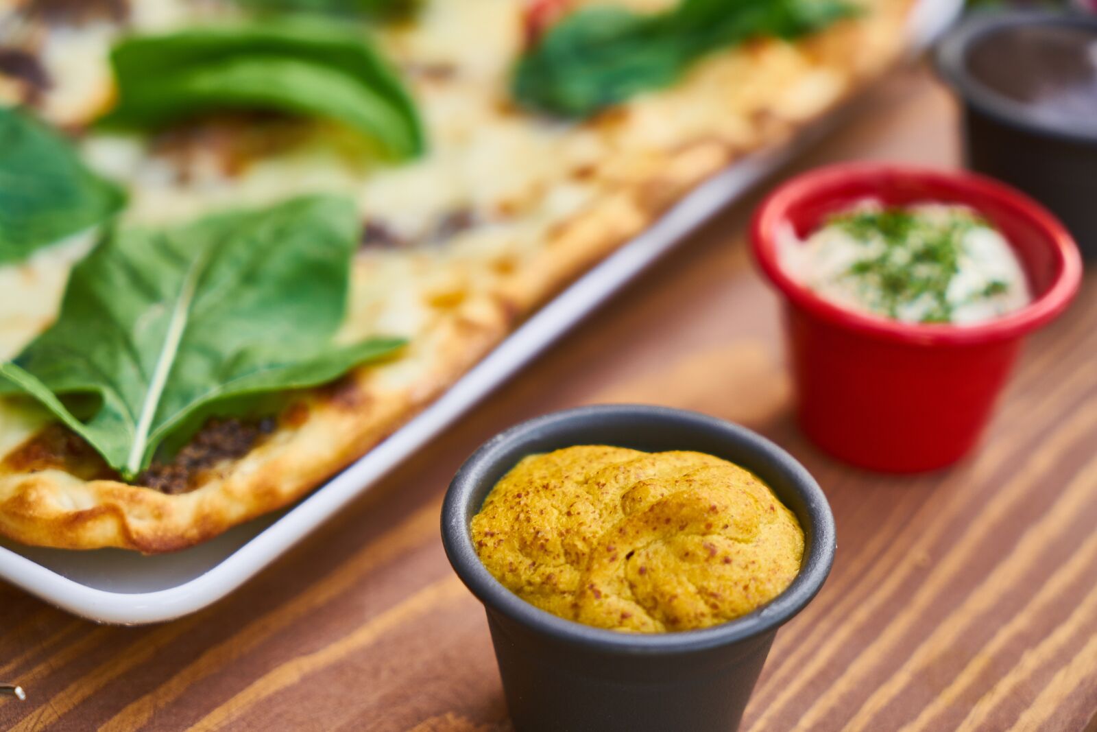 Sony a7R II sample photo. Food, sauce, pizza photography