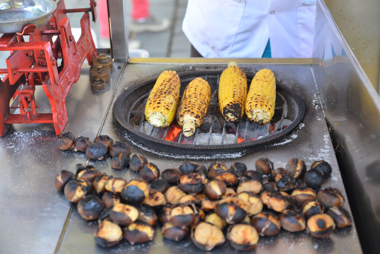 Nikon D610 sample photo. Corn, chestnuts, istanbul photography