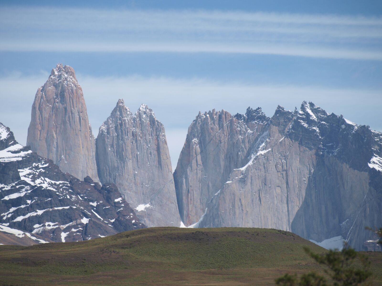 Olympus E-520 (EVOLT E-520) sample photo. Torres del paine, chile photography