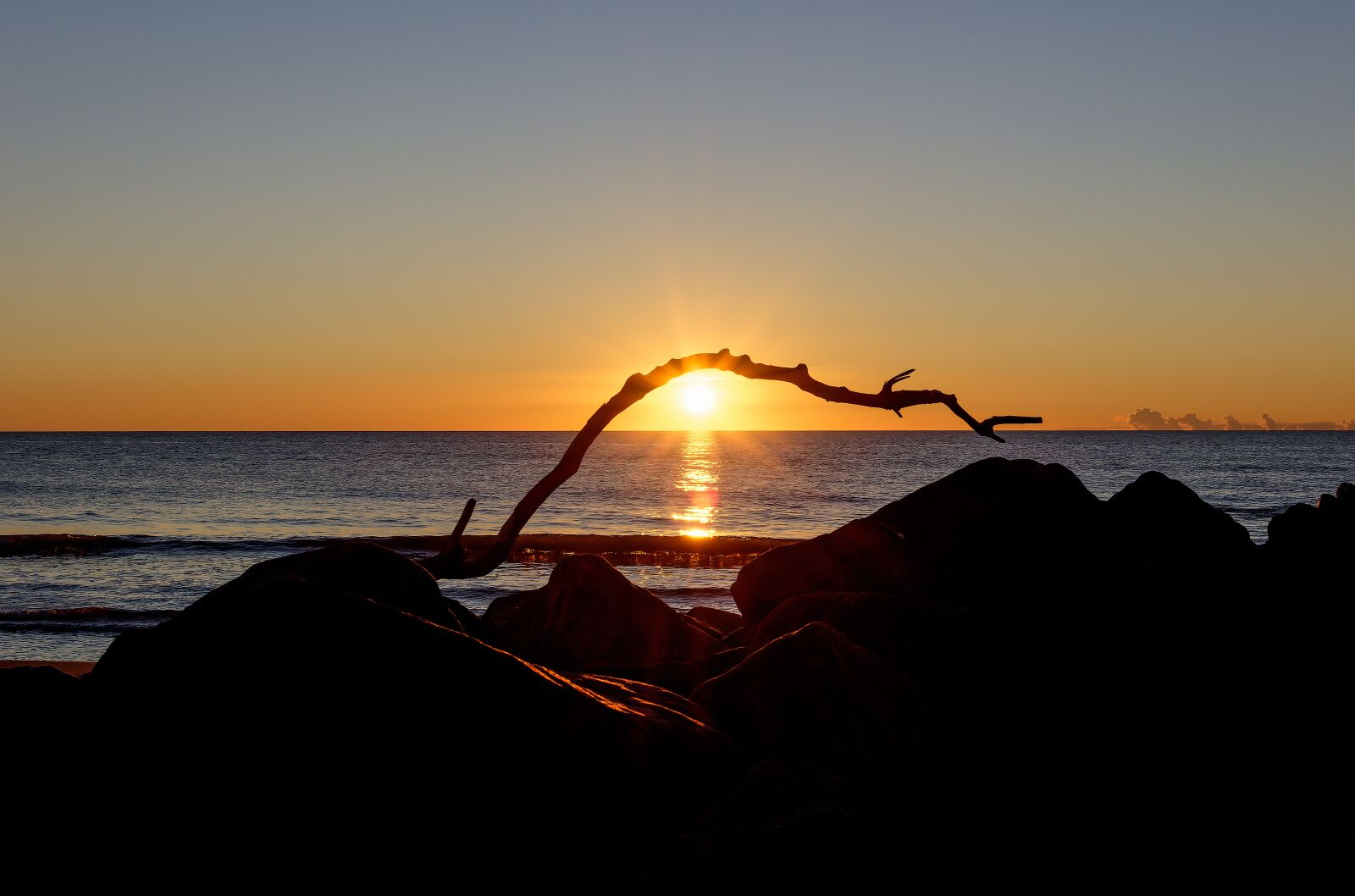 Nikon D7200 sample photo. Sunset, north sea, beach photography