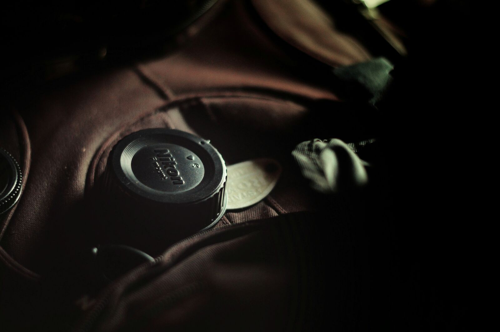 Nikon D3200 sample photo. Nikon, dark, vintage photography