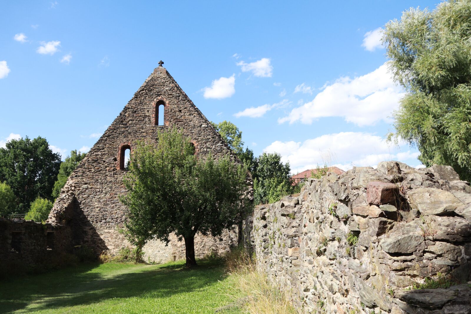 Canon EOS M50 (EOS Kiss M) sample photo. Monastery altzella, nossen, monastery photography