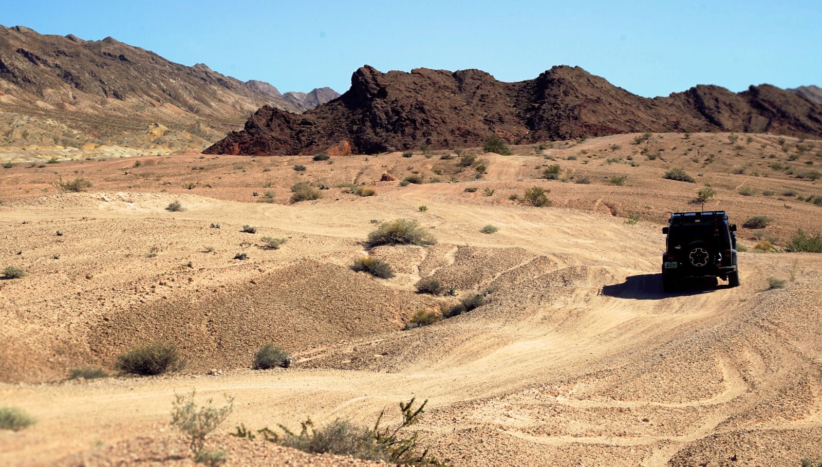 Sony SLT-A57 + Sony DT 18-200mm F3.5-6.3 sample photo. Desert, hill, landscape photography