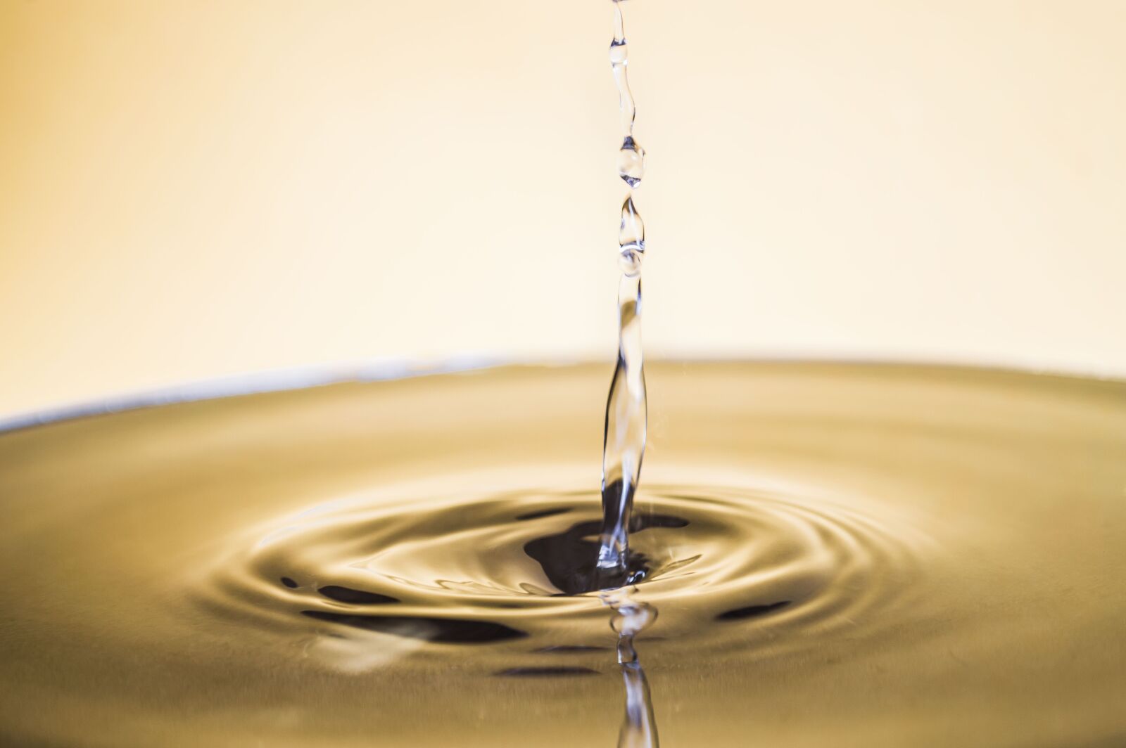 Nikon D3200 sample photo. Water, water drop, silver photography