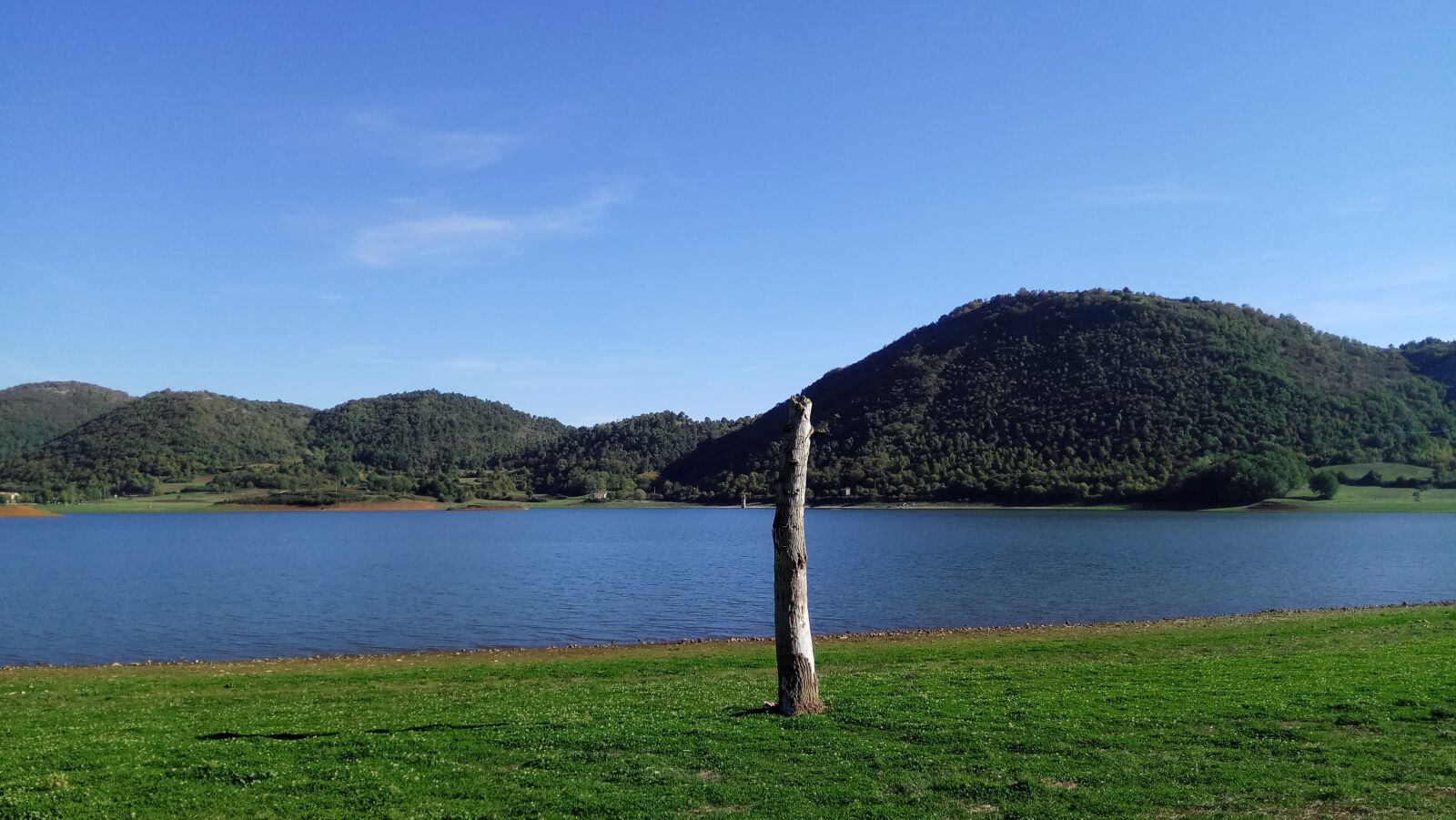 Xiaomi Redmi Pro sample photo. The lake of canterno photography