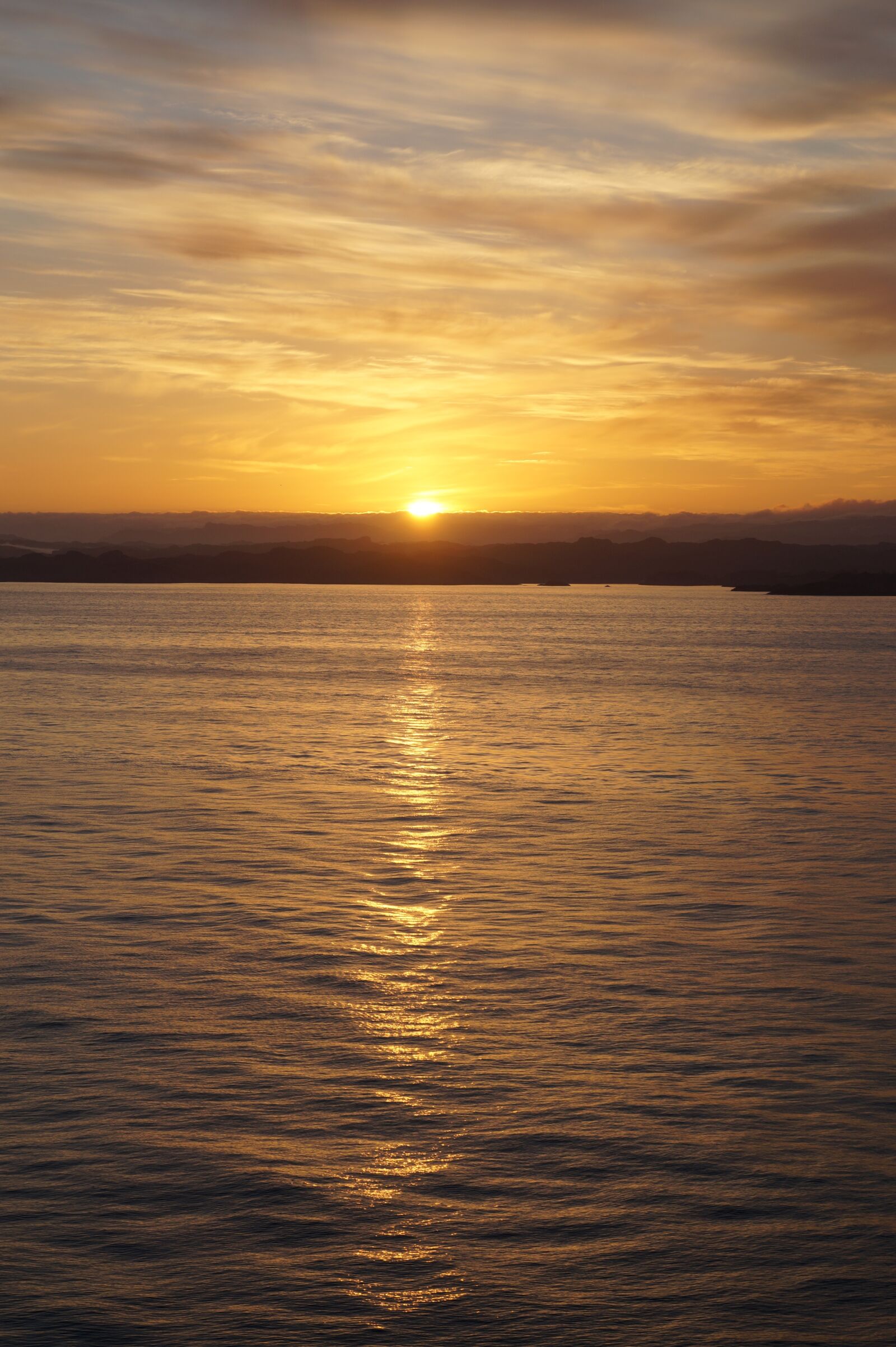 Sony DT 18-55mm F3.5-5.6 SAM II sample photo. Norway, sea, sunset photography