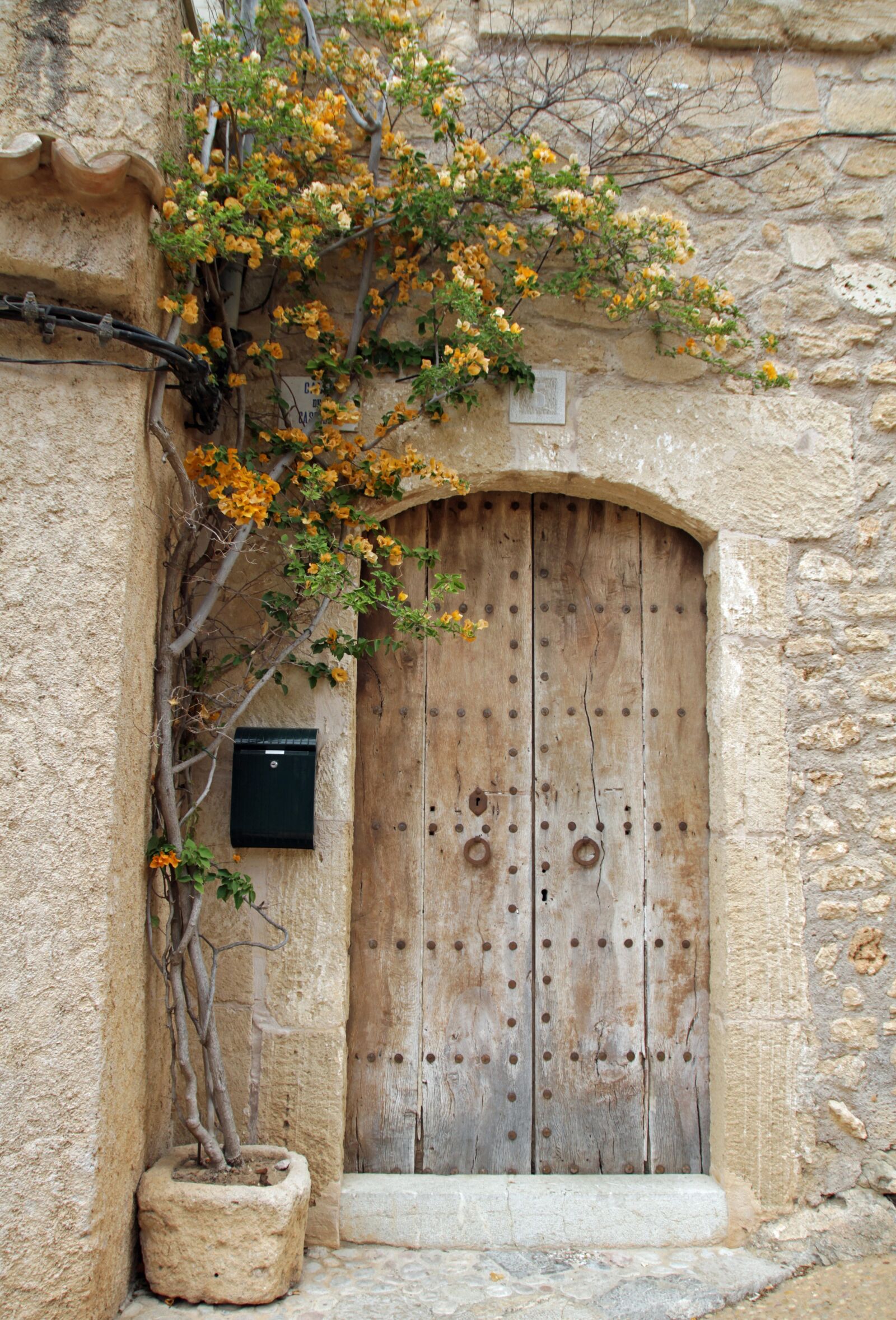 Canon EOS 7D sample photo. Mallorca, door, architecture photography