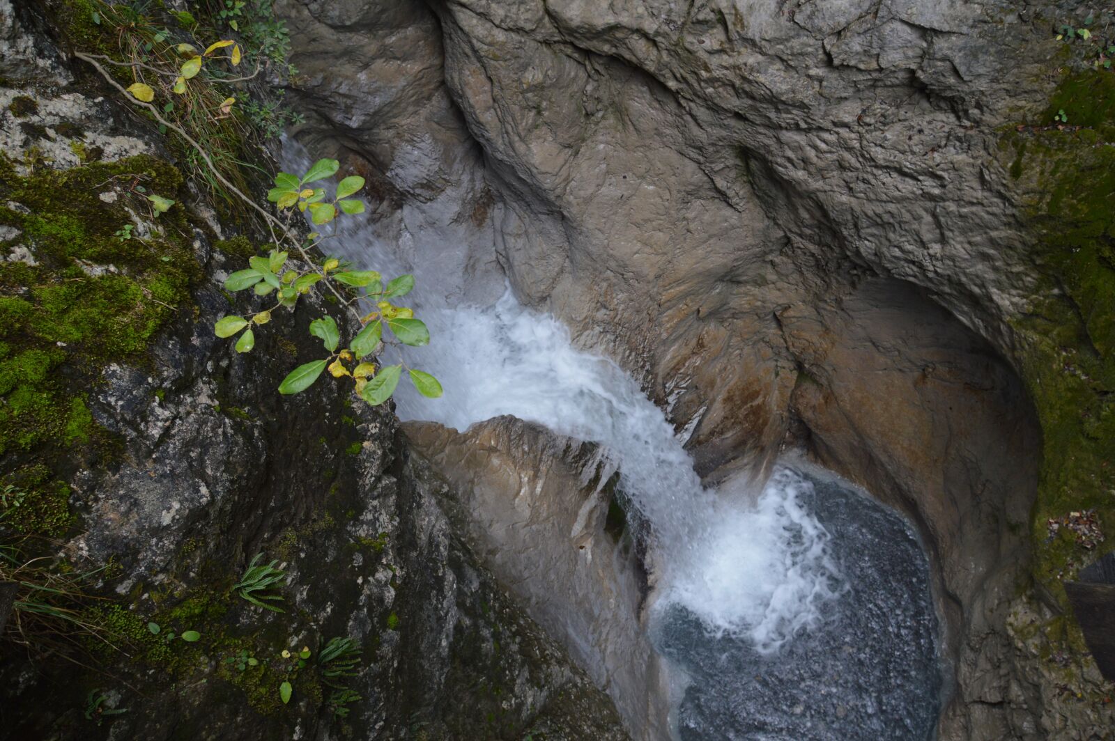 Nikon D3200 sample photo. Waterfall, gap, canyon photography