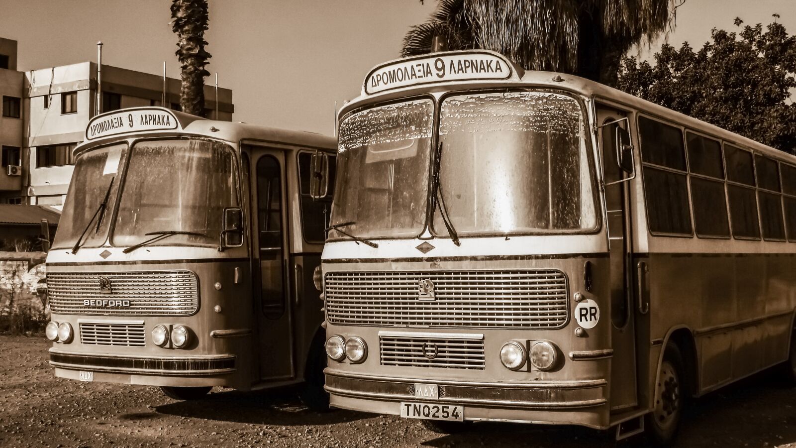 Canon PowerShot SX400 IS sample photo. Buses, old, vintage photography