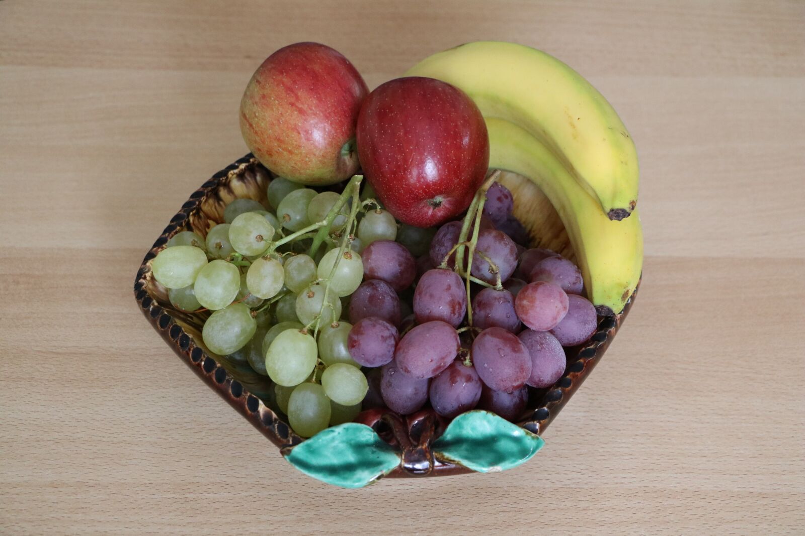Canon EOS 760D (EOS Rebel T6s / EOS 8000D) sample photo. Fruit bowl, fruit basket photography