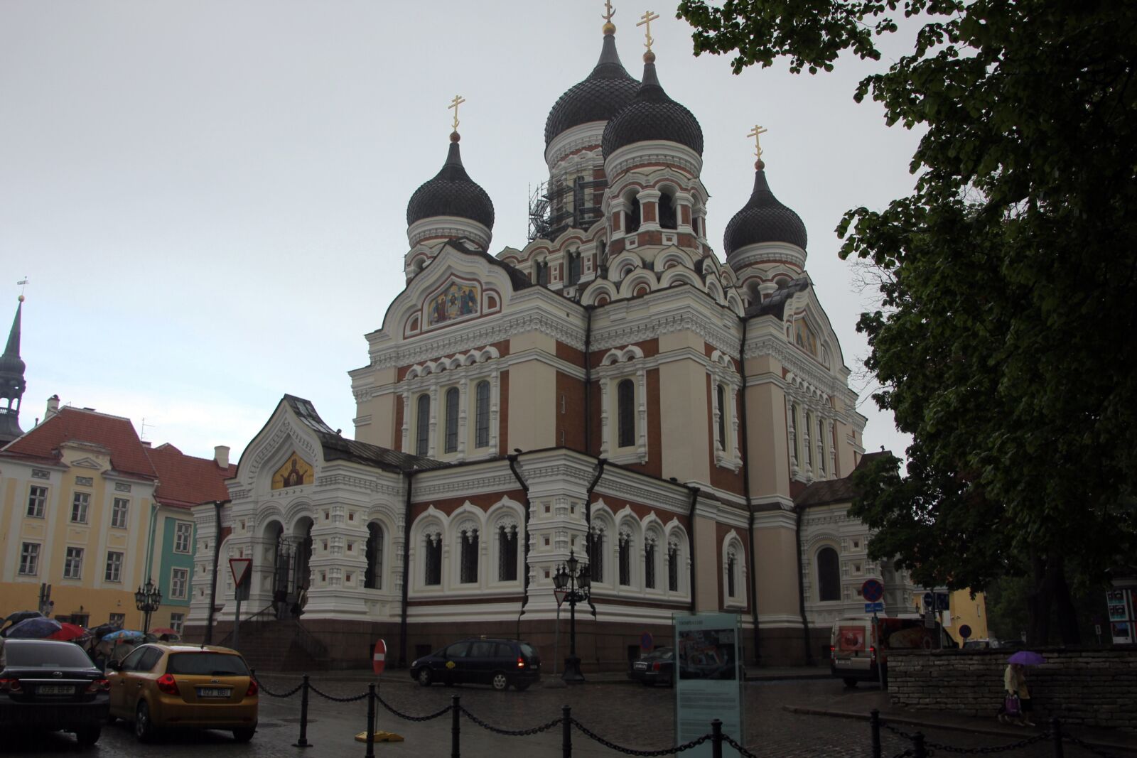 Canon EOS 60D sample photo. Tallinn, building, city photography