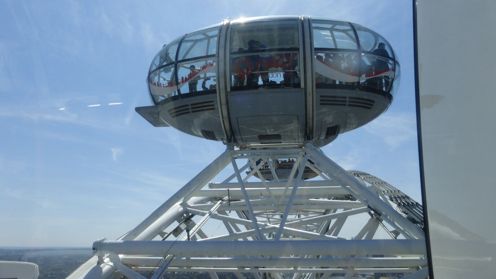 Panasonic Lumix DMC-ZS25 (Lumix DMC-TZ35) sample photo. London, ferris wheel, attraction photography