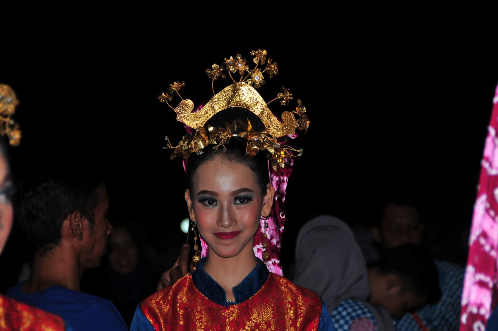 Nikon D300S sample photo. Carnival, girl, indonesian photography