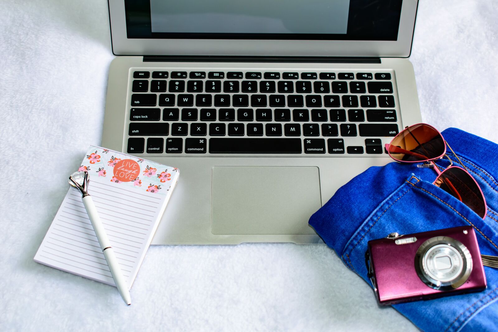 Nikon D3500 sample photo. Computer, business, laptop photography