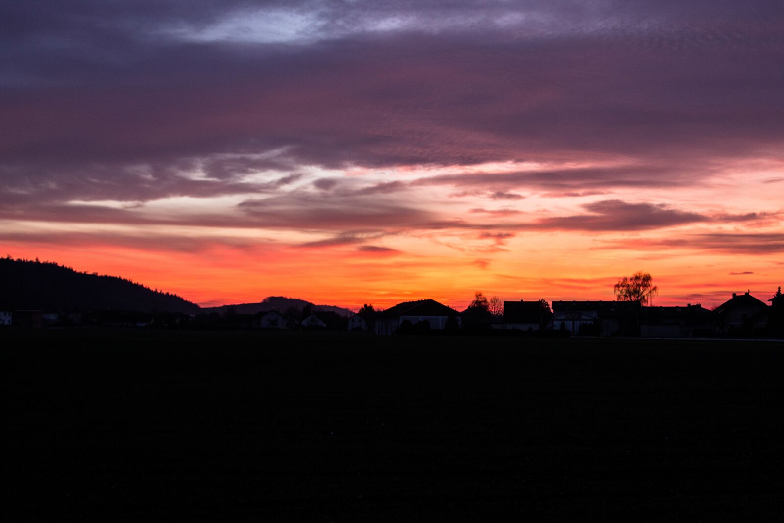 Canon EOS 600D (Rebel EOS T3i / EOS Kiss X5) sample photo. Sunset, clouds, sky photography