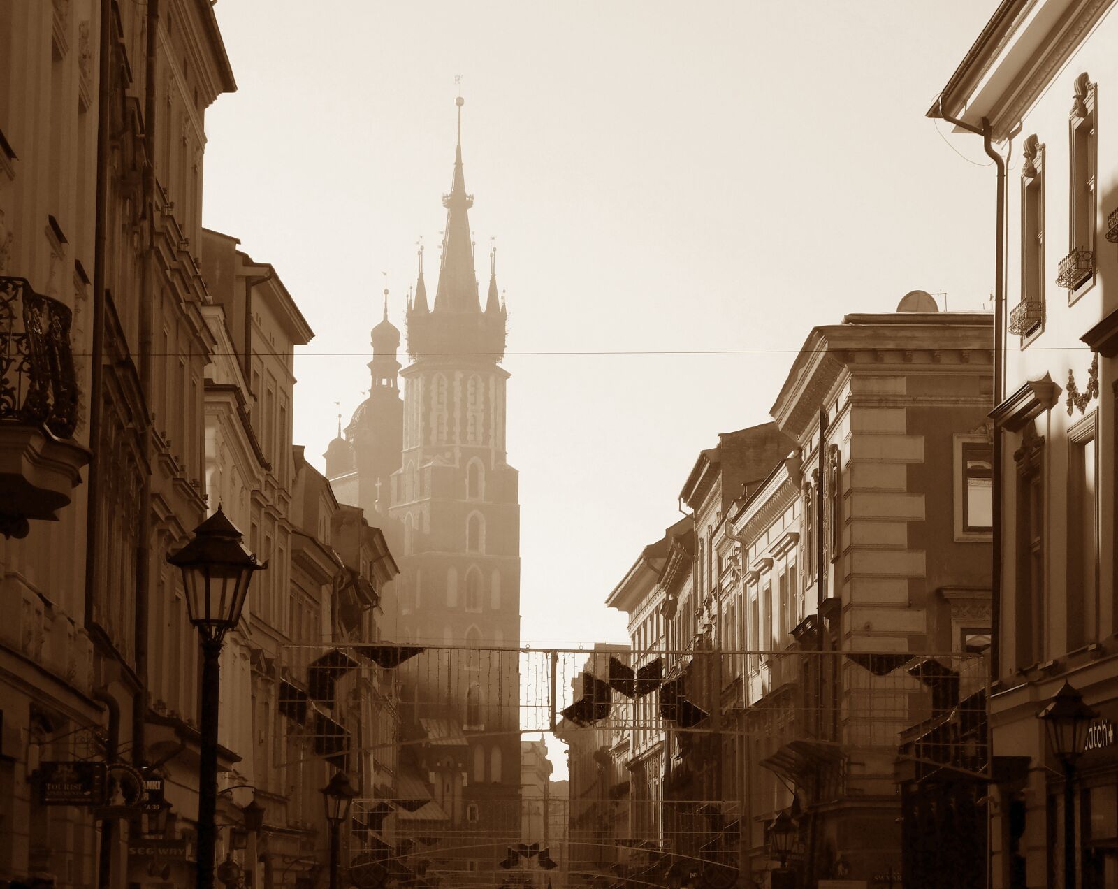 Nikon Coolpix L840 sample photo. Krakow, overlooking marienkirche, st photography