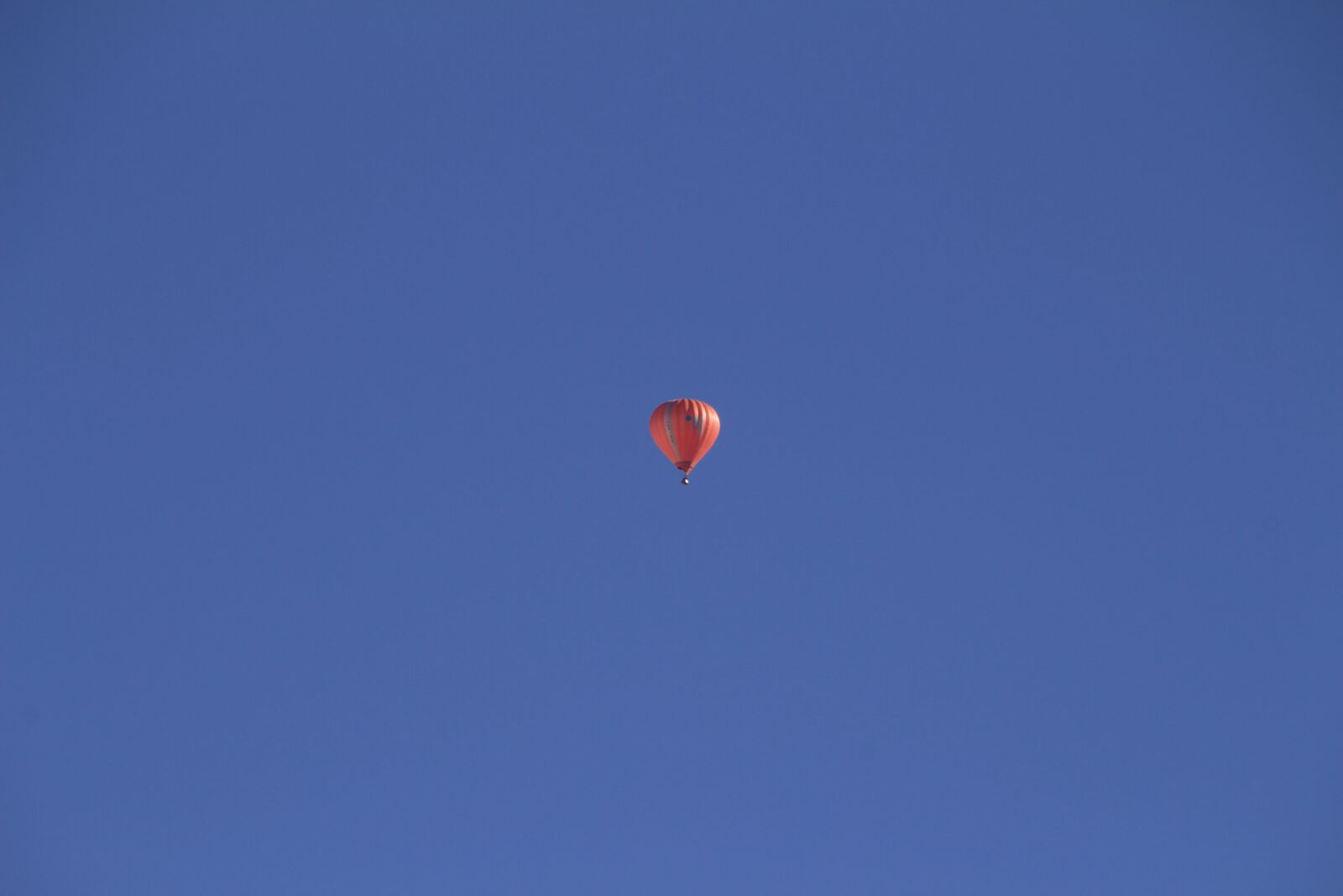 Canon EOS 700D (EOS Rebel T5i / EOS Kiss X7i) sample photo. Hot air balloon, balloon photography