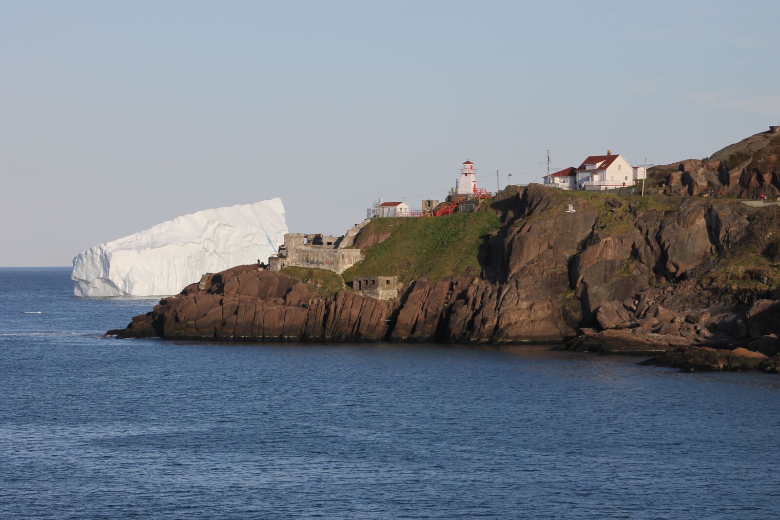 Canon EOS 1100D (EOS Rebel T3 / EOS Kiss X50) sample photo. Iceberg, lighthouse, st john's photography
