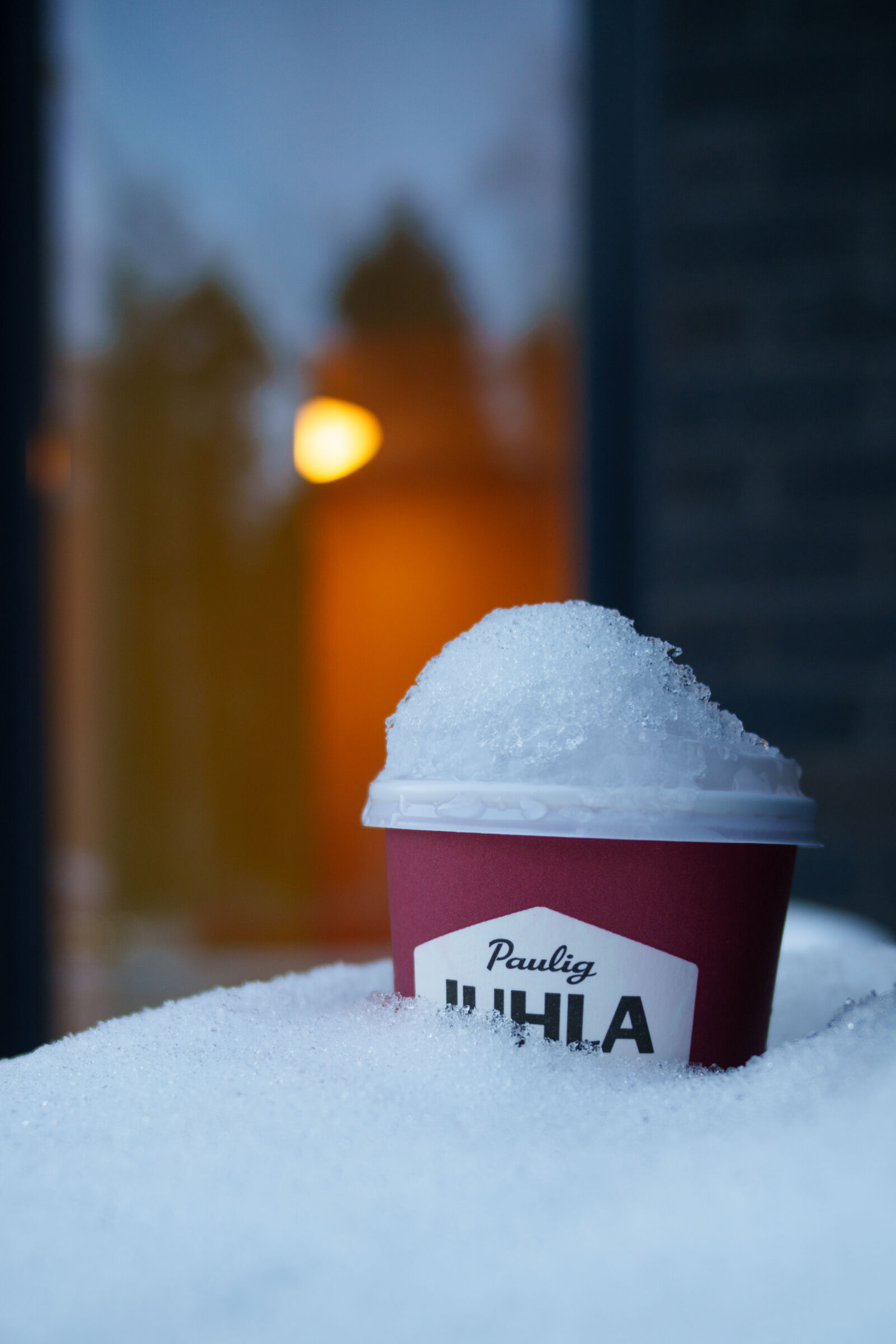 Samyang Remaster Slim 28mm F3.5 sample photo. Snow takeaway photography