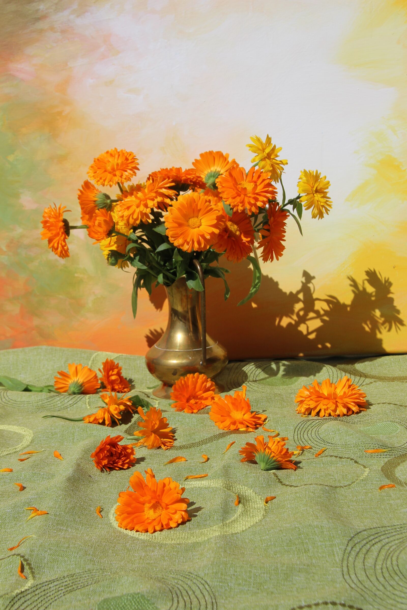 Canon EOS 700D (EOS Rebel T5i / EOS Kiss X7i) sample photo. Bouquet, flower vase, flowers photography