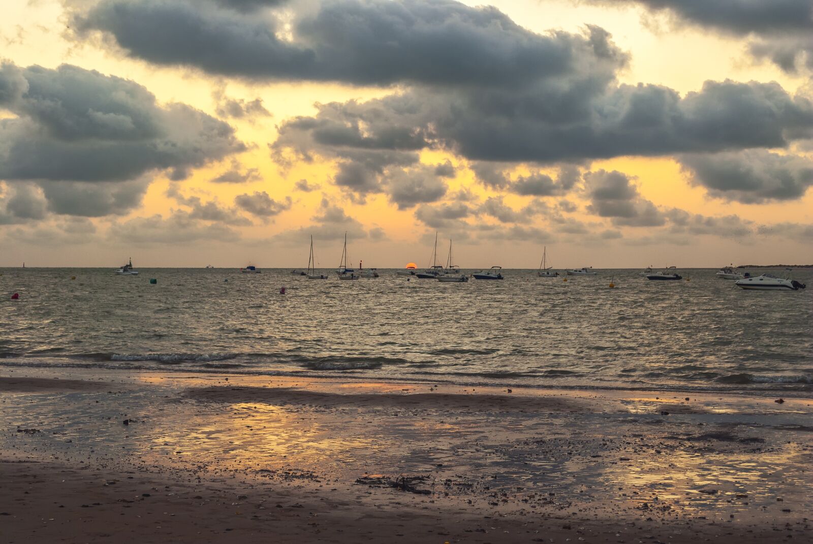 Nikon D3000 sample photo. Sunset, clouds, sky photography
