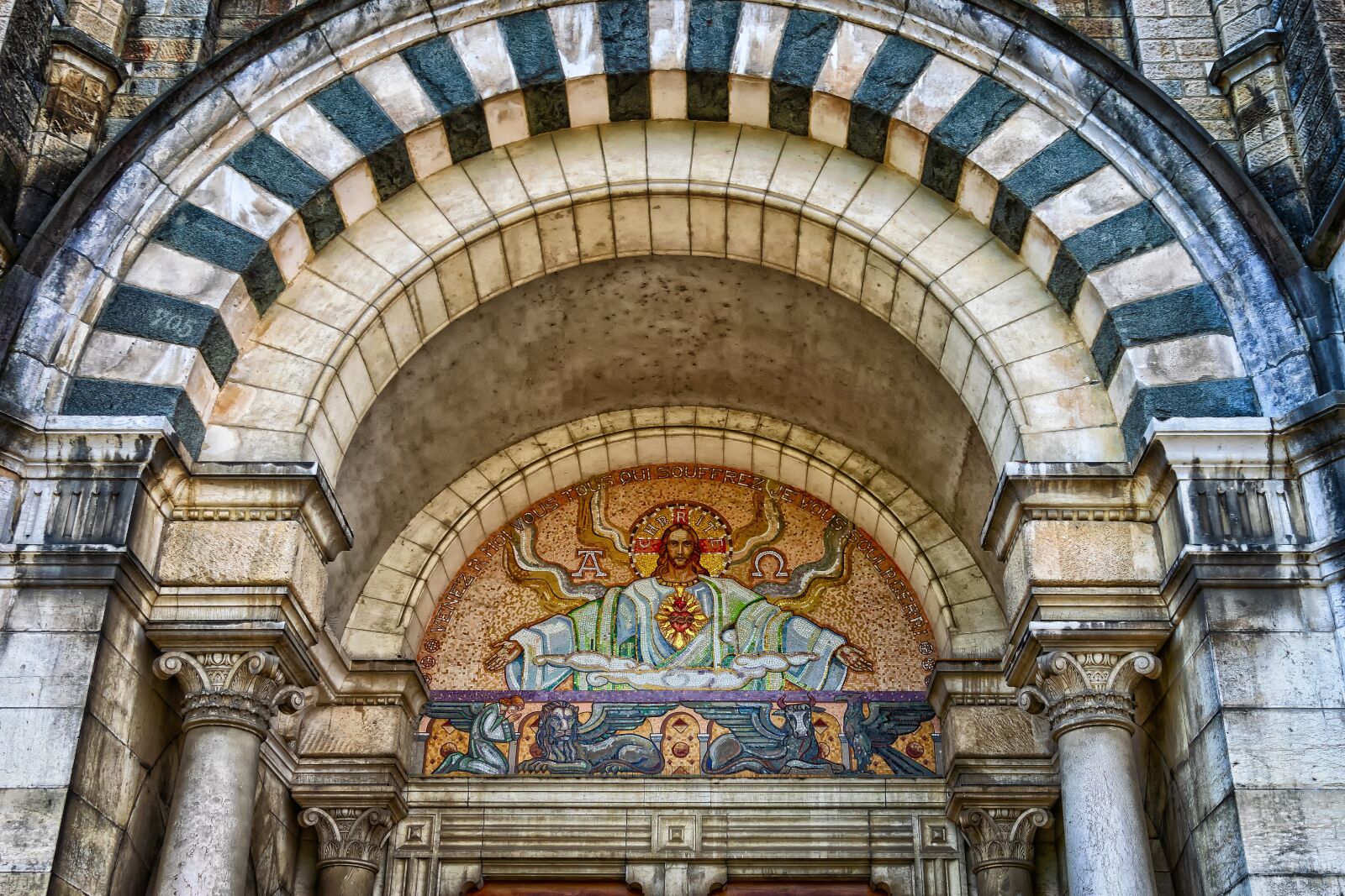 Nikon D3300 sample photo. Archway, cathedral, church photography
