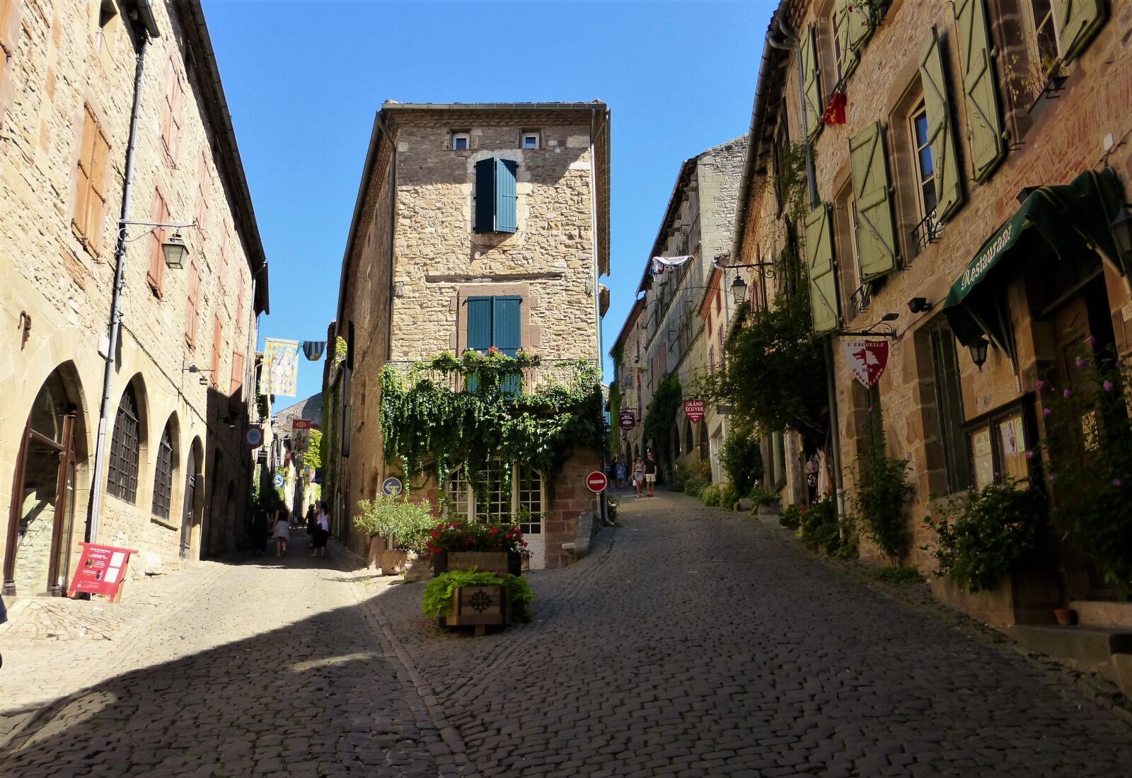 Panasonic Lumix DMC-ZS25 (Lumix DMC-TZ35) sample photo. Architecture, france, city photography