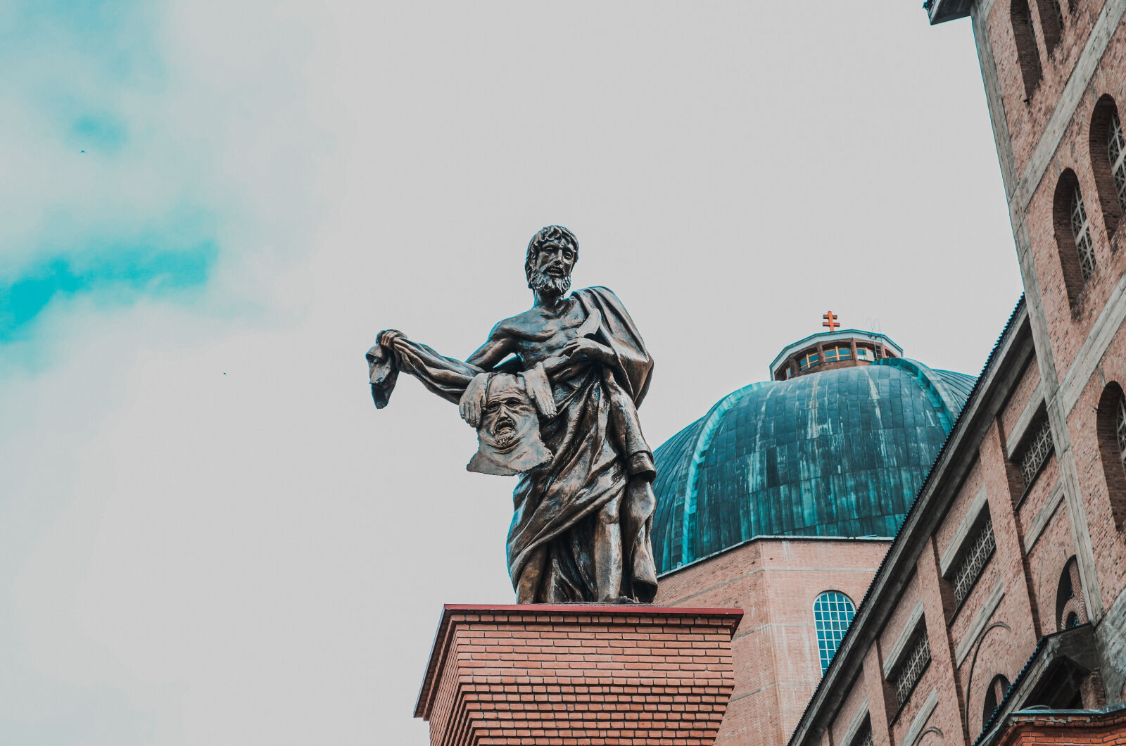 Nikon D5100 sample photo. Church photography