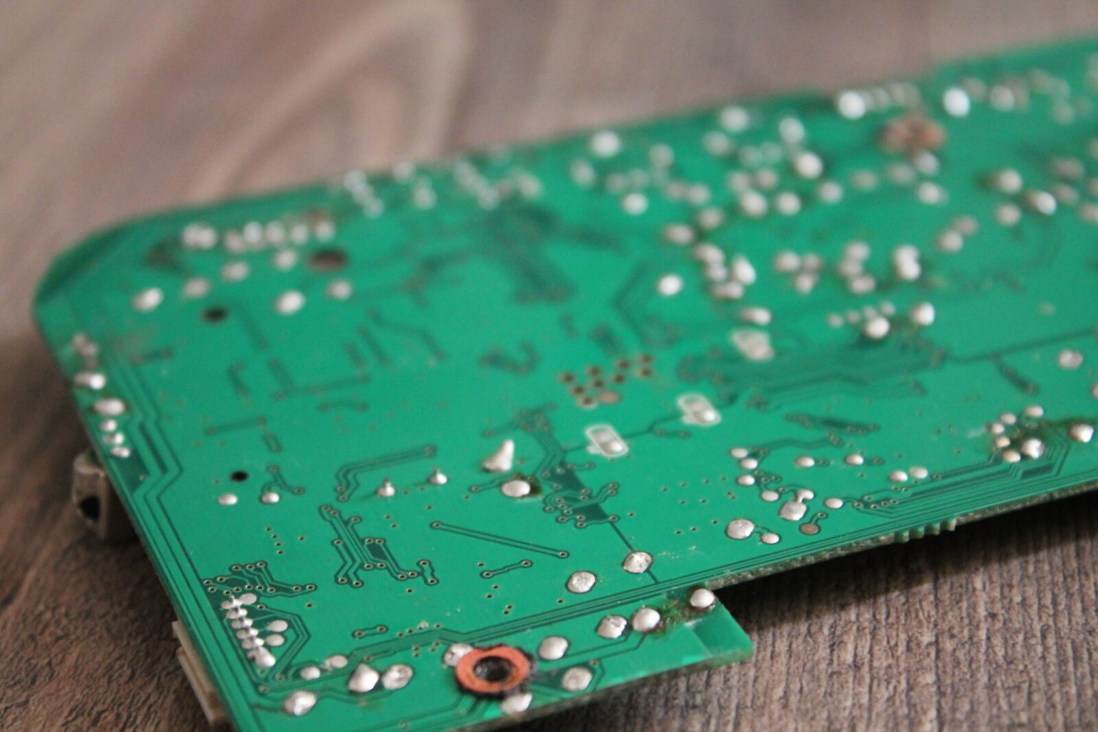 Canon EOS 1100D (EOS Rebel T3 / EOS Kiss X50) sample photo. Motherboard photography