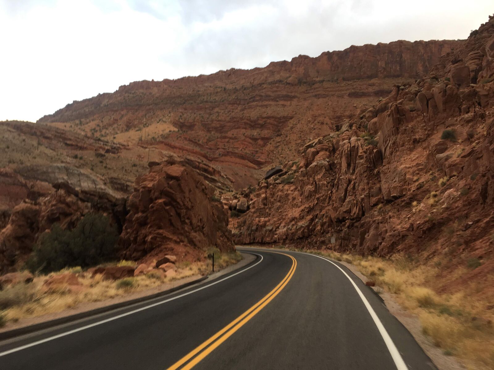 iPhone 6s Plus back camera 4.15mm f/2.2 sample photo. Utah, rv road trip photography