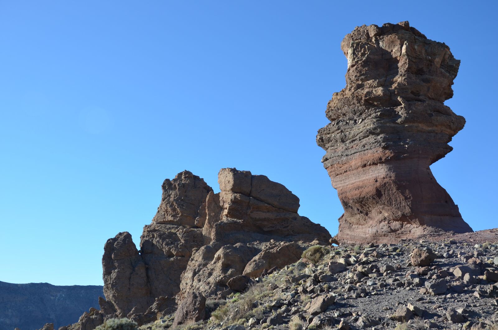 Nikon D5100 sample photo. Trail, rocks, nature photography