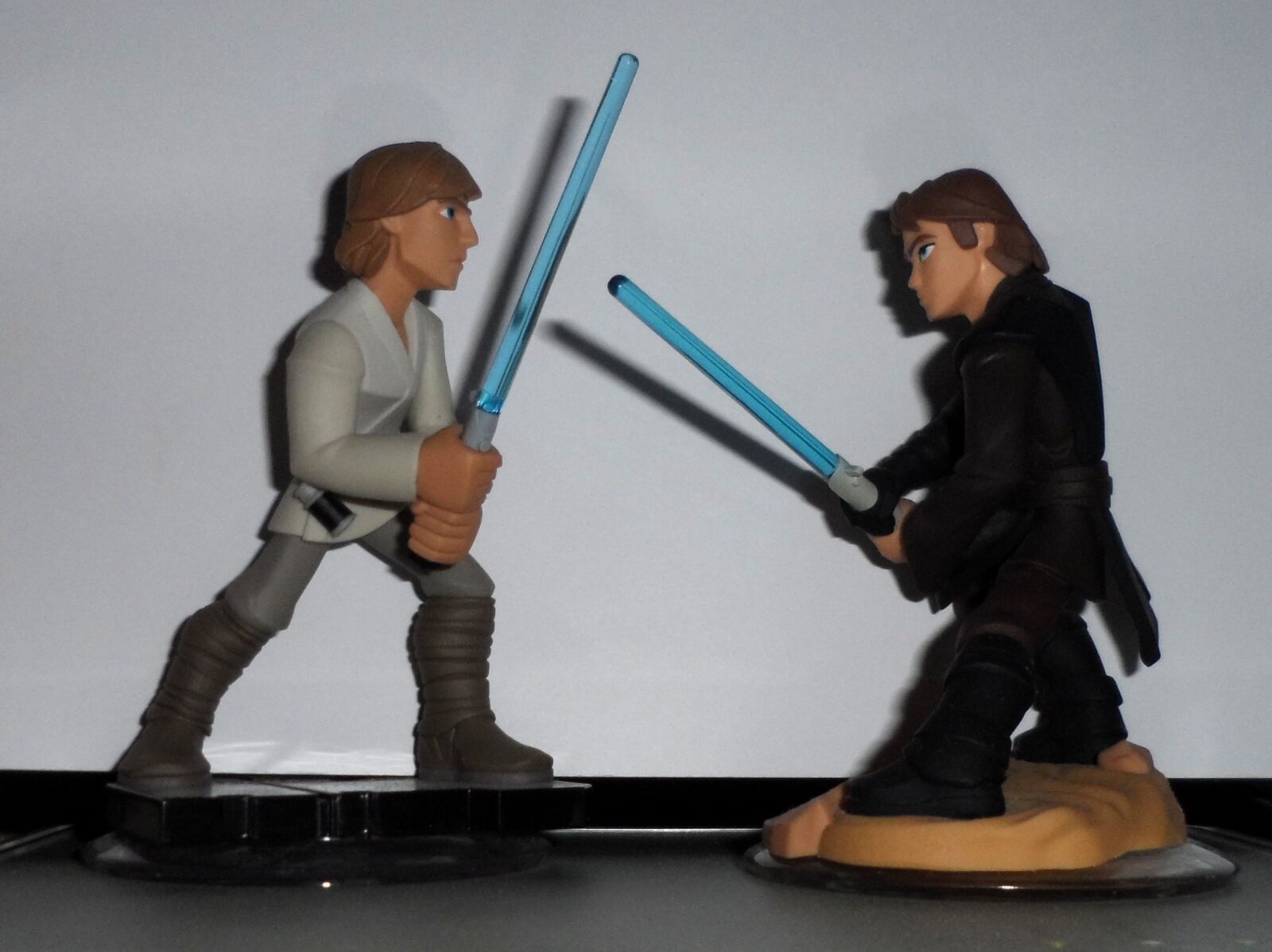 Samsung MV800 sample photo. Geek, macro, star wars photography