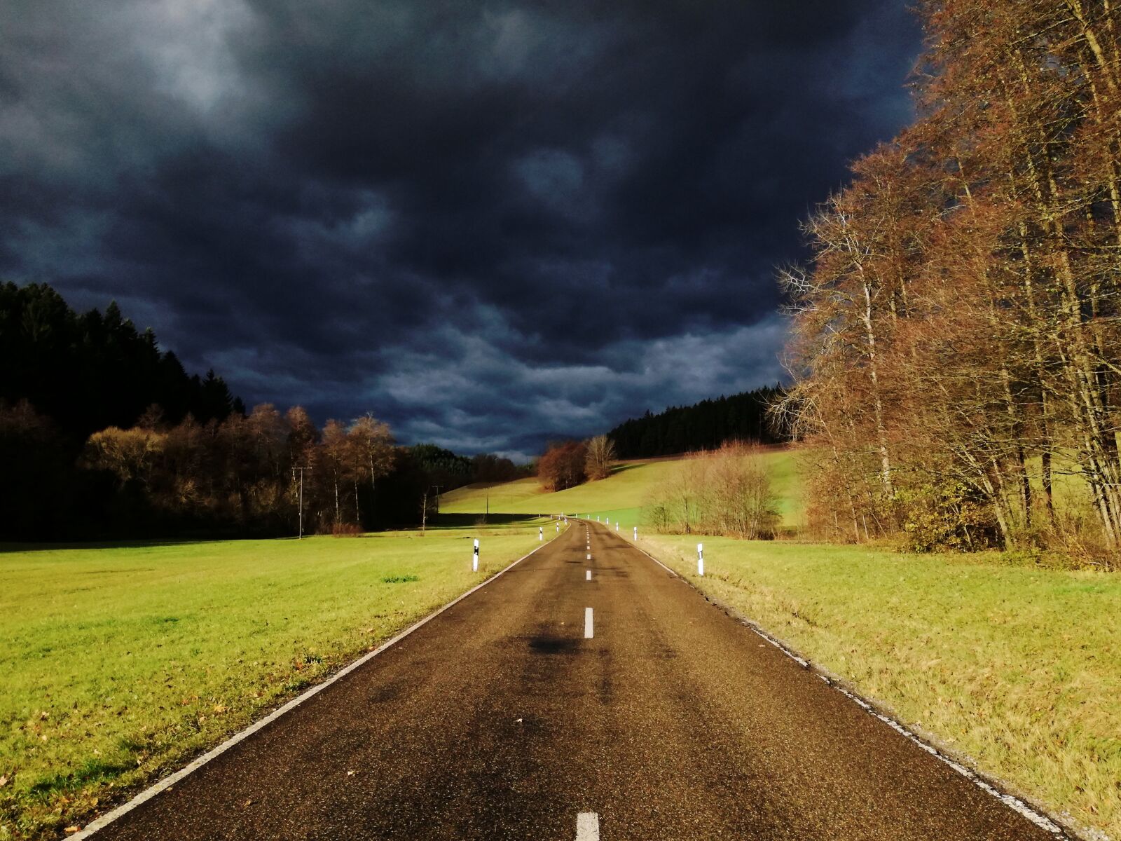 HUAWEI P9 LITE sample photo. Road, clouds, nature photography