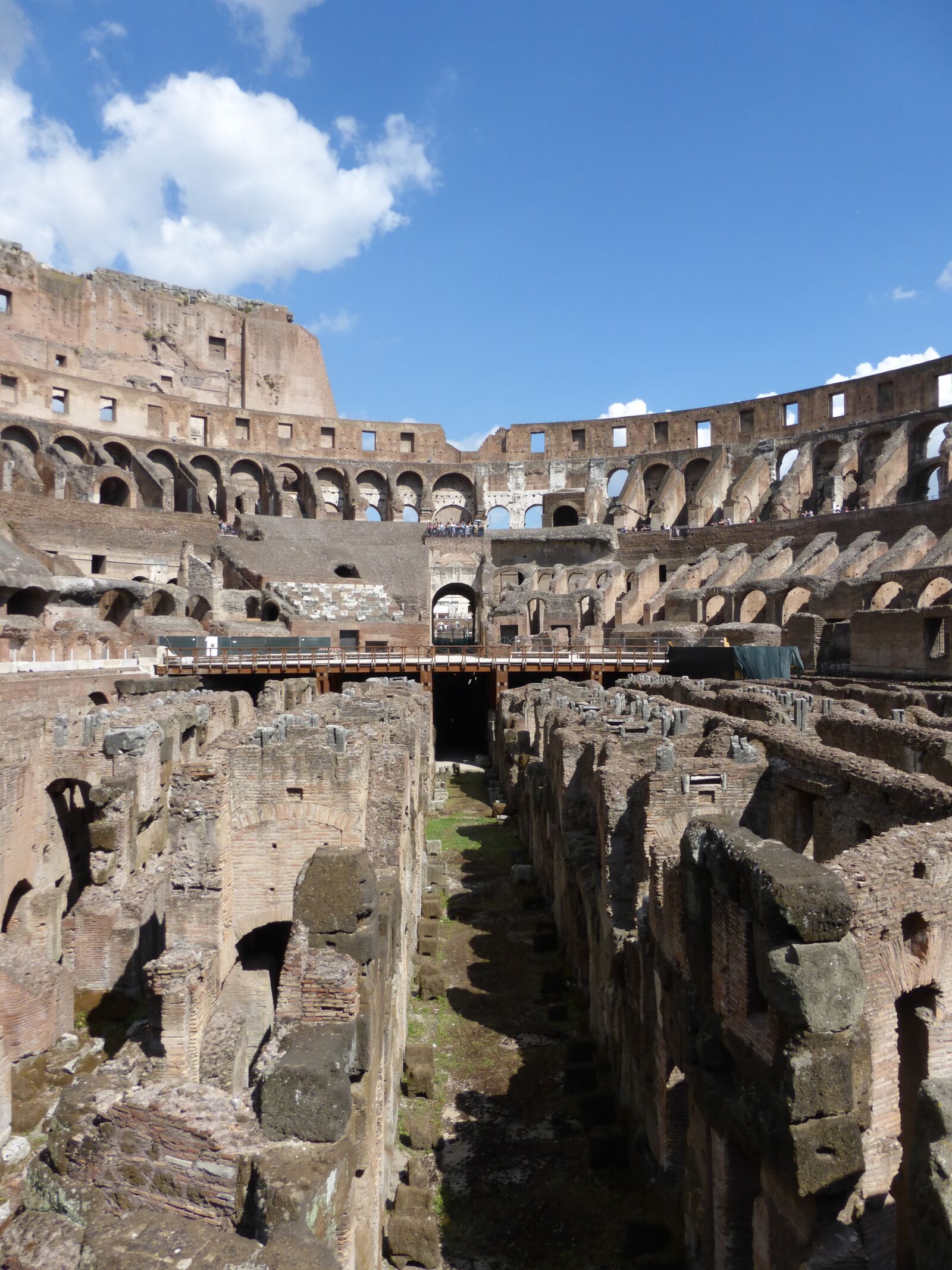 Panasonic Lumix DMC-ZS25 (Lumix DMC-TZ35) sample photo. Colosseum, rome, italy photography