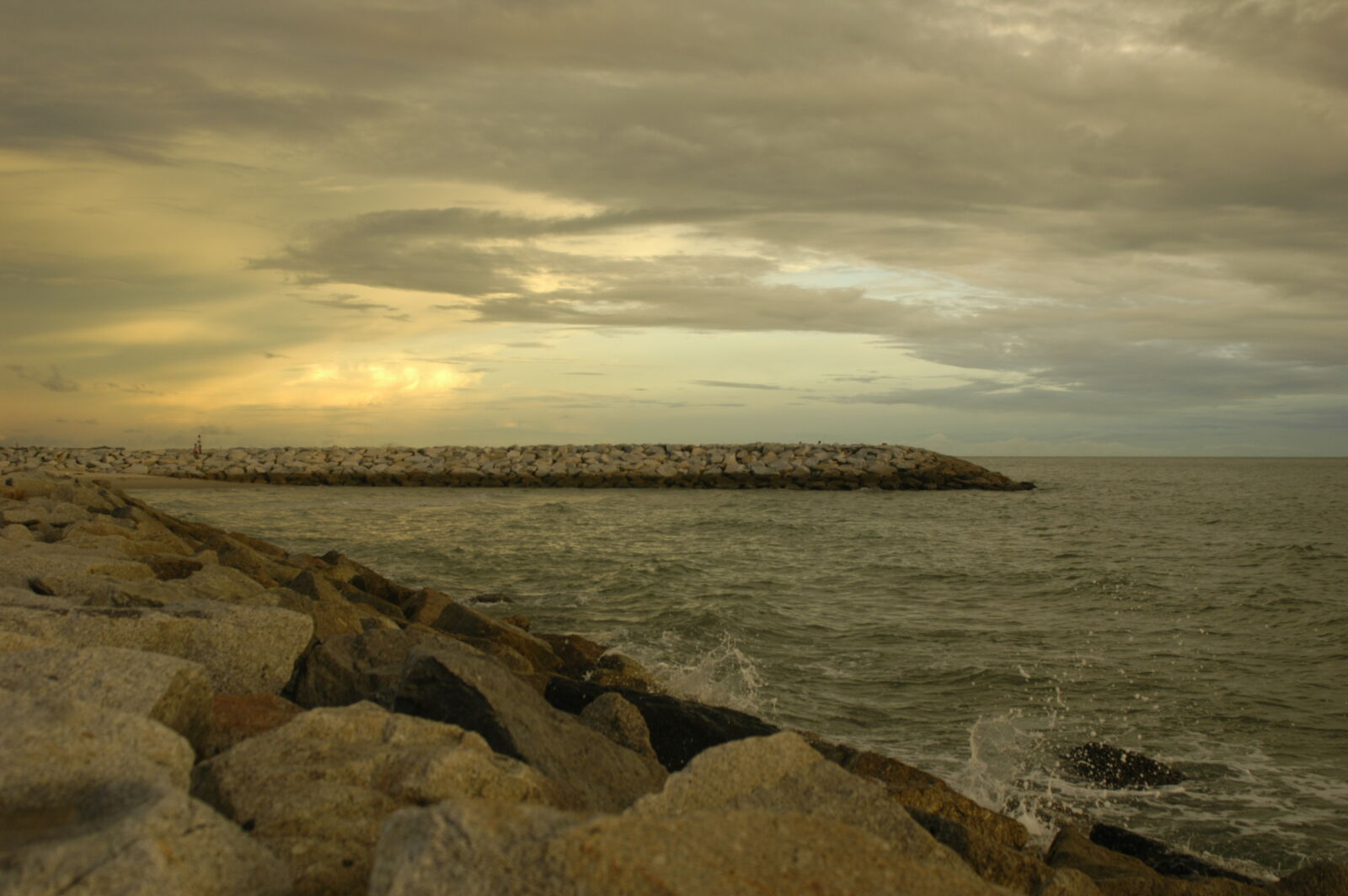 Nikon D70s sample photo. Beach, ocean, rock, sea photography