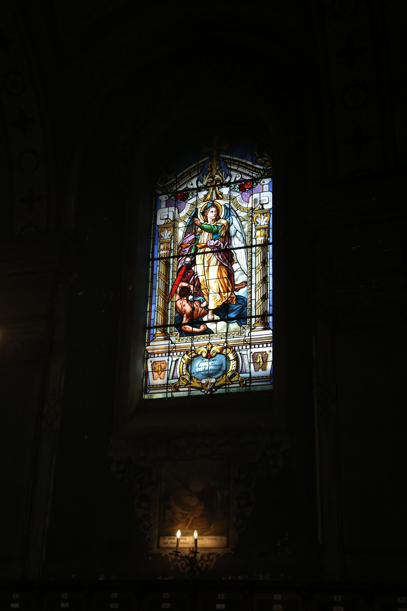 Canon EF 24-105mm F4L IS USM sample photo. Stained glass, window, darkness photography