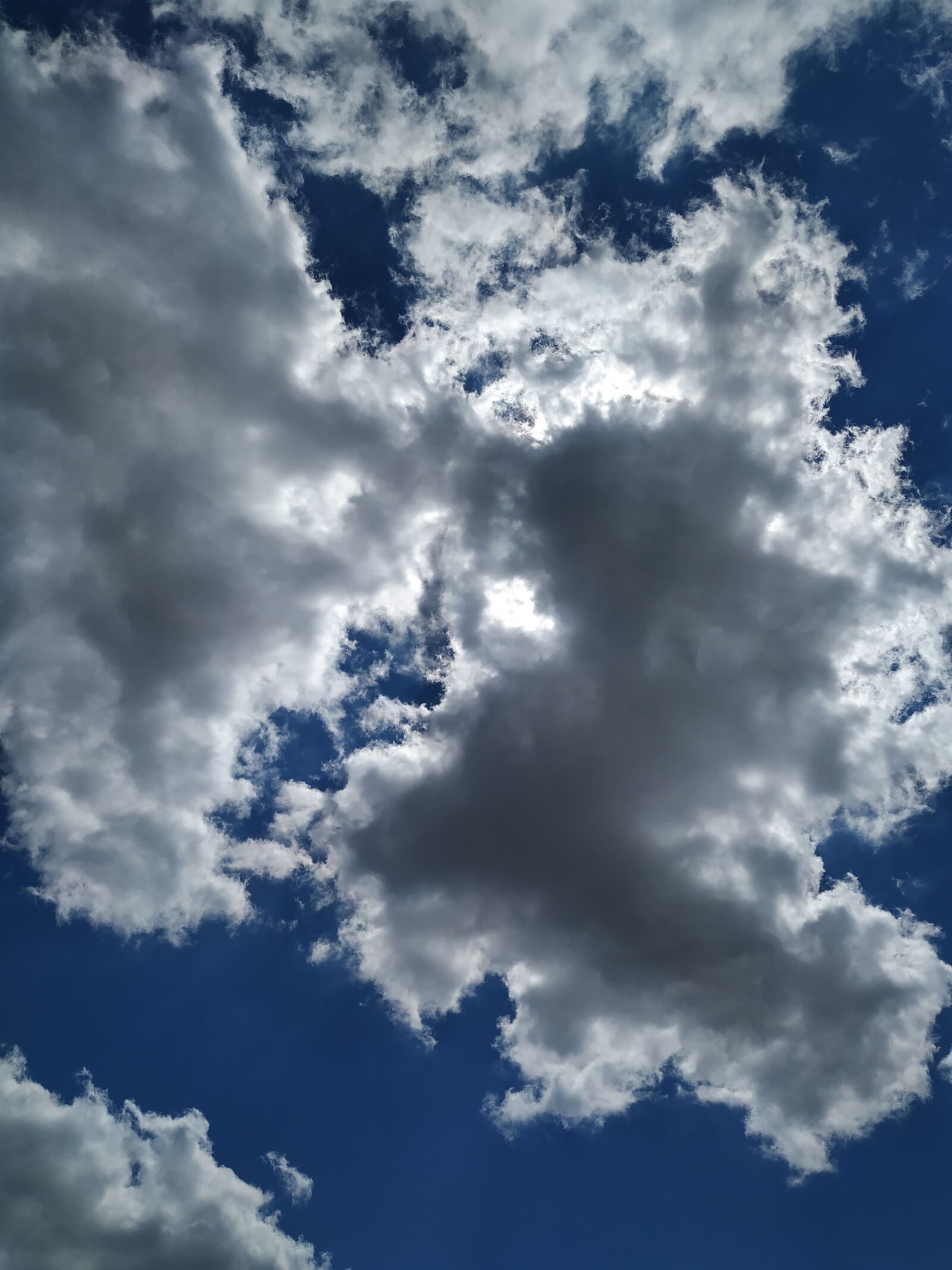 Xiaomi Mi A2 sample photo. Clouds, sky, weather photography