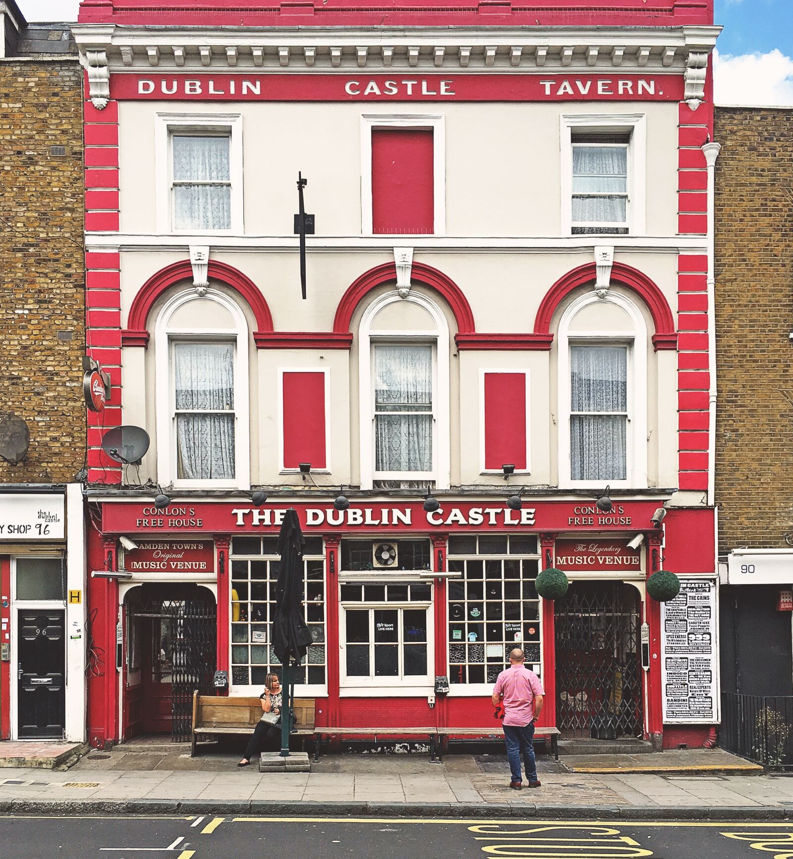 Apple iPhone 6s sample photo. Pub, old, camden photography