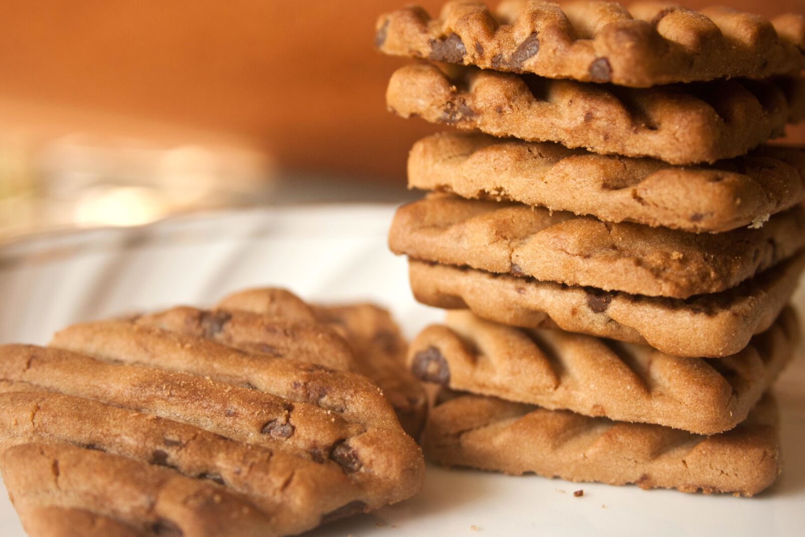 Canon EOS 1000D (EOS Digital Rebel XS / EOS Kiss F) sample photo. Chocolate, cookie, dessert, diet photography