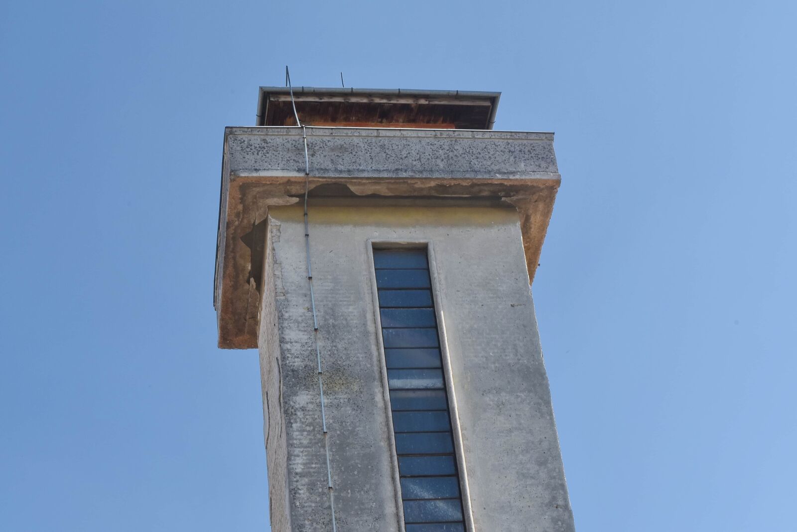 Nikon D5500 sample photo. Architecture, tower, building, daylight photography