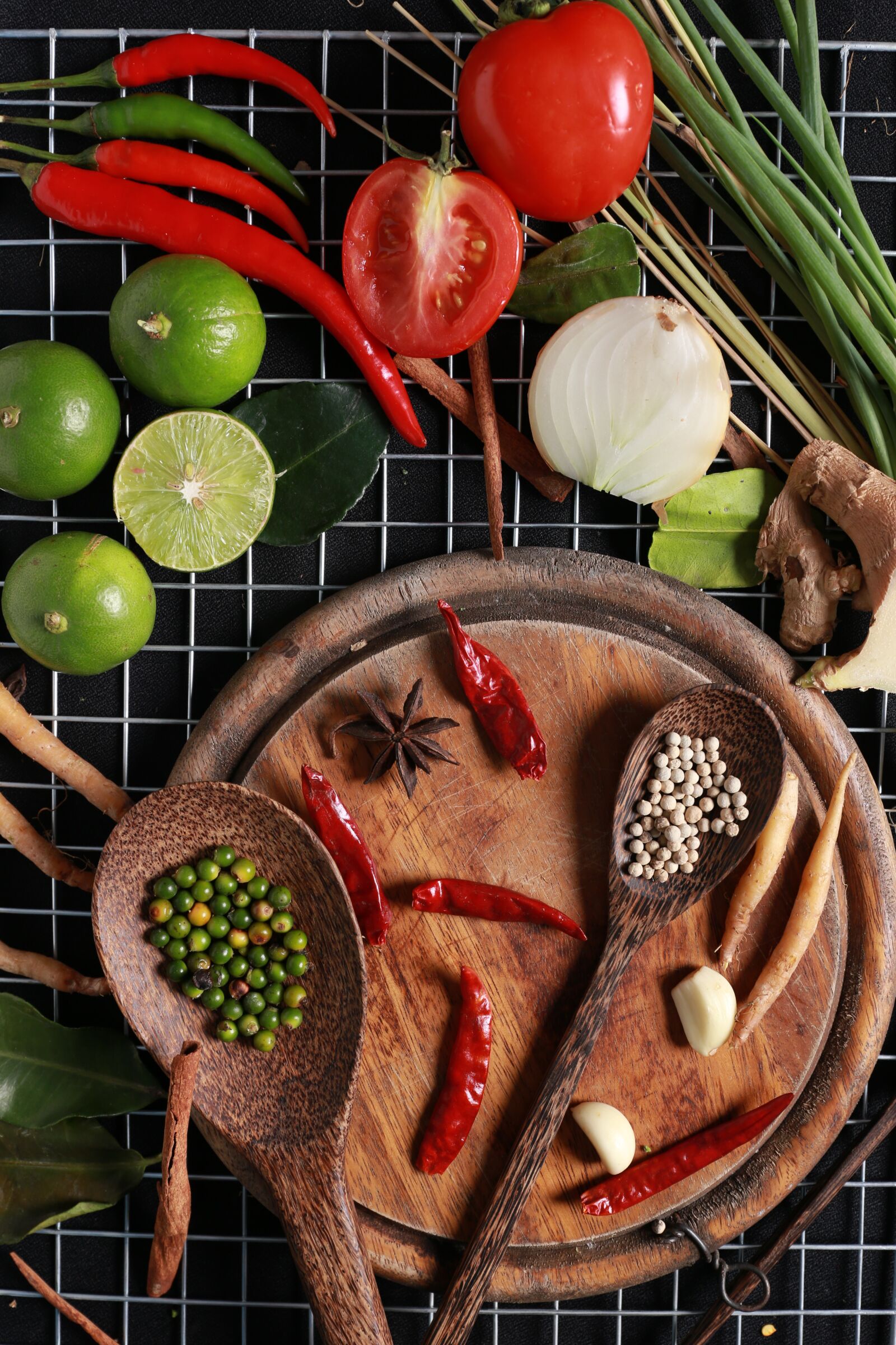 Canon EF 24-70mm F4L IS USM sample photo. Thailand food, vegetable, kitchen photography