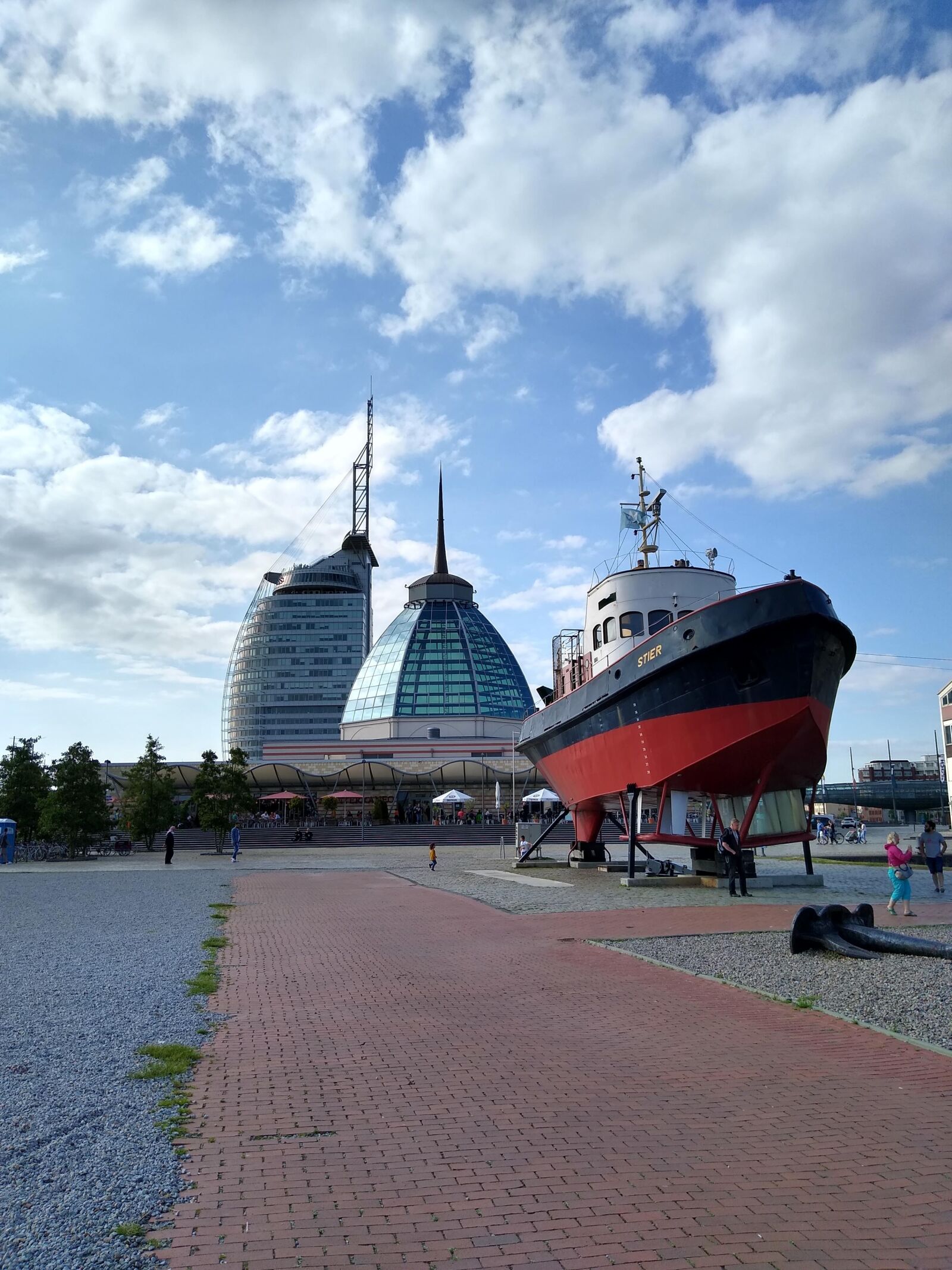 Motorola moto g(7) power sample photo. Ship, boat, icons photography