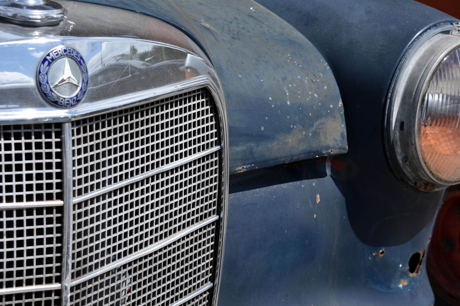 Nikon D3400 sample photo. Car, body work, antique photography